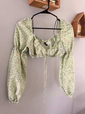 Floral Tie-Front Puff Sleeve Crop Top - Light Green